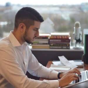 Armin Shafee – Scale And Get Clients Download
